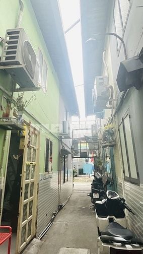 P22 KẾ BÊN LANDMARK- 270m2 NGANG 20m - TIỆN XÂY CHDV, VĂN PHÒNG 