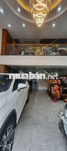 Nhà 5 tầng mới đẹp, DT: 6,4x20m, MT Mai Văn Vĩnh - P. Tân Kiểng - Q7