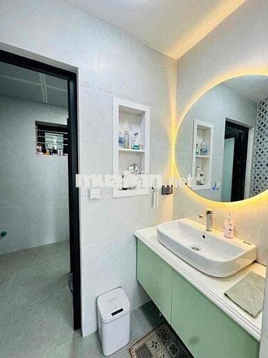 căn hộ chung cư 120m2( 3pn,2wc) tại toà NƠ2 BÁN ĐẢO LINH ĐÀM