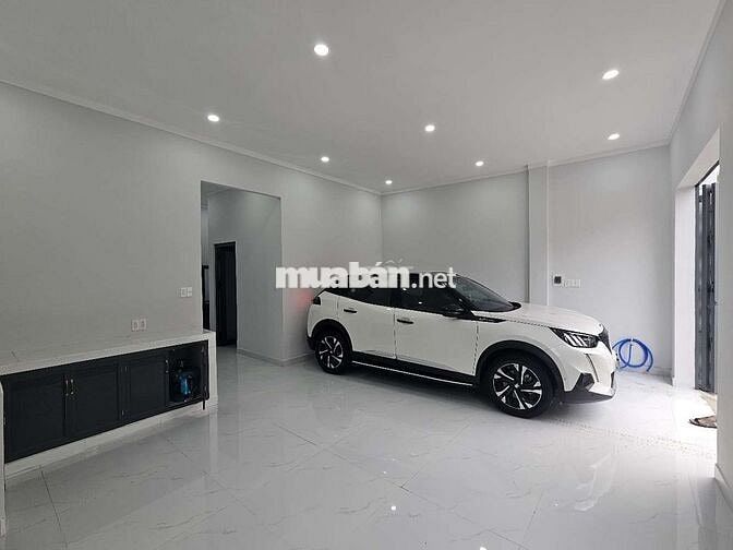 NHÀ MỚI ĐƯỜNG OTO HẺM 475 P.BỬU LONG
