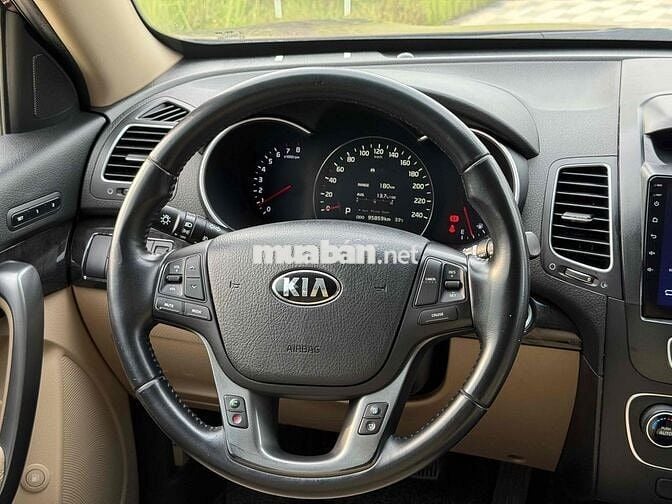 Kia Sorento 2016 2WD 2.4 GATH - 95000 km