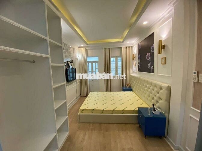 Cho thuê nhà nguyên căn.Đường Trần Hưng Đạo.P.Cầu Kho.Q1.