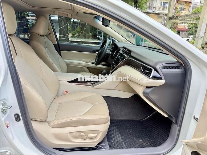 Toyota Camry 2.5 2019