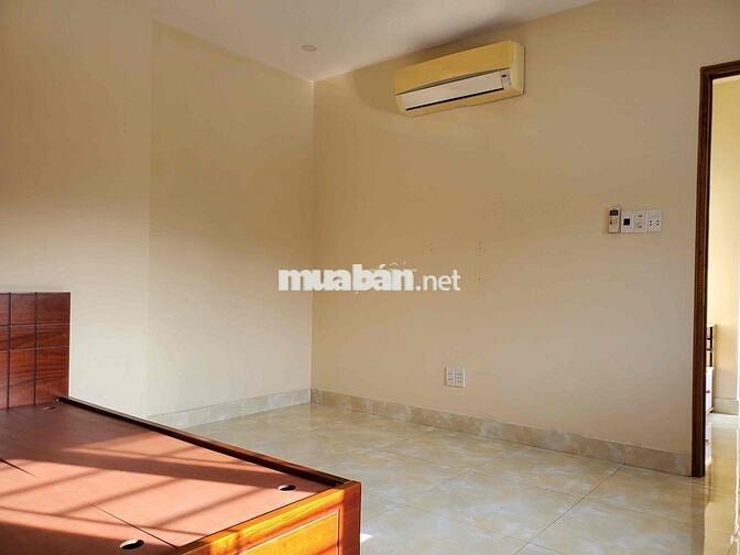 Phòng trọ dành cho nữ. Đường D2/ Nguyễn Gia Trí