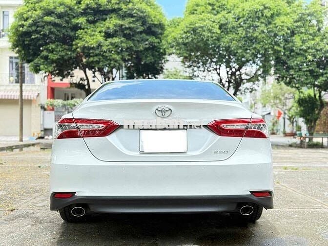 Toyota Camry 2.5 2019