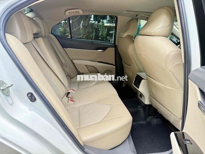 Toyota Camry 2.5 2019