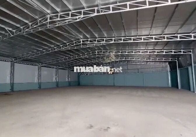 Kho diện tích 650m2 ở Phạm Hữu Lầu cần cho thuê gấp đường cont