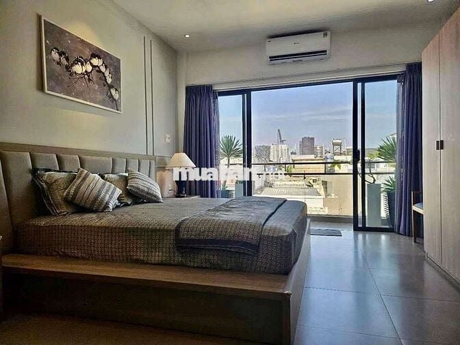 Căn hộ chung cư cao cấp giữa trung tâm Quận 4