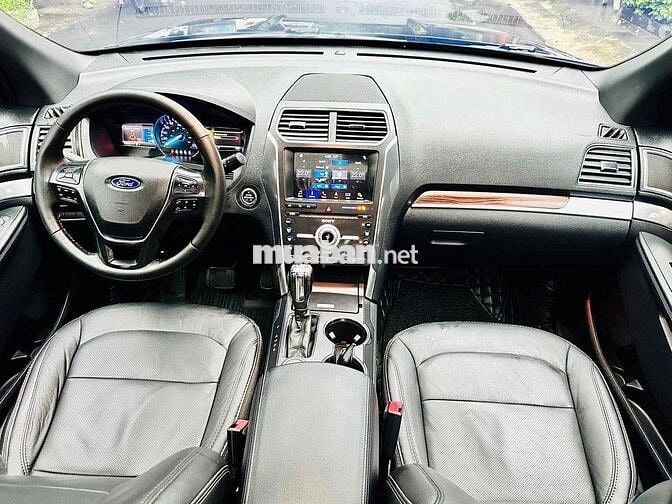 Ford Explorer 2019 2.3L Ecoboost - 76000 km-