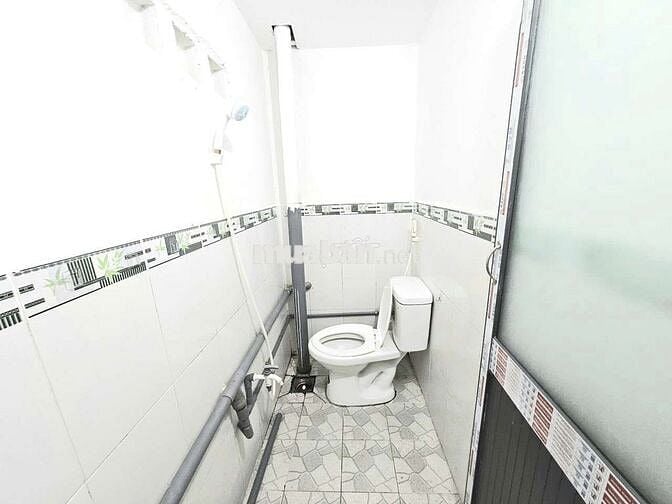 GIỮ PHÒNG ĐẾN THÁNG 10 PHÒNG TRỌ NGAY CẦU VƯỢT LINH XUÂN, NÔNG LÂM,UEL