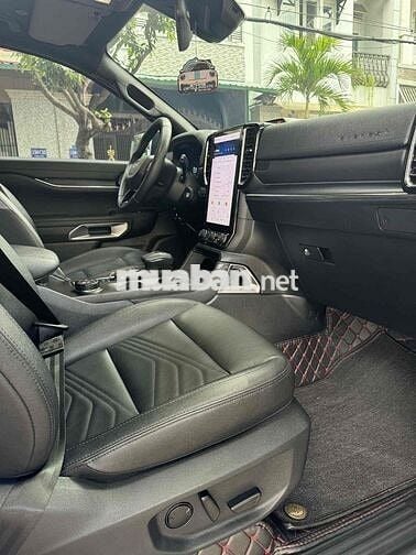 Ford Everest 2024 Titanium+ 2.0 AT 4x4 - 20000 km