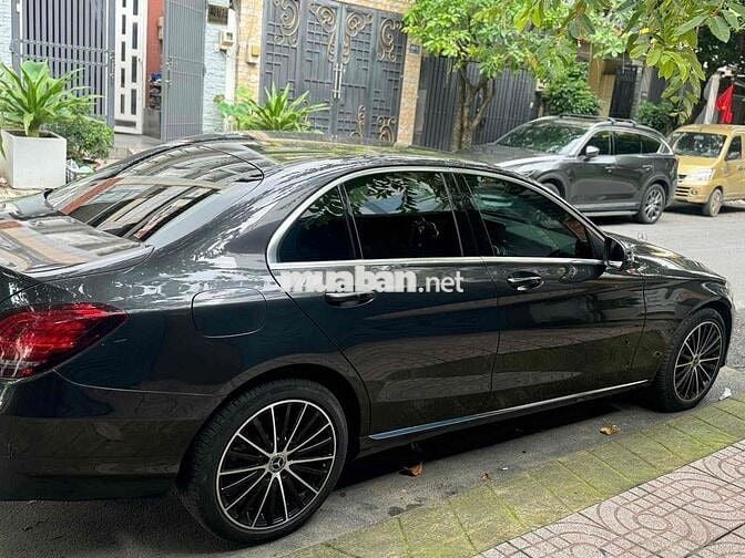 Mercedes C200 Exclusive sx 2020 42k km cực đẹp