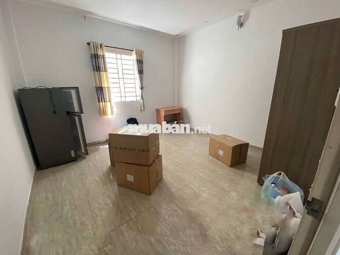 PHÒNG 13m2 nội thất cơ bản, Hẻm 156 Huỳnh Tấn Phát, Quận 7
