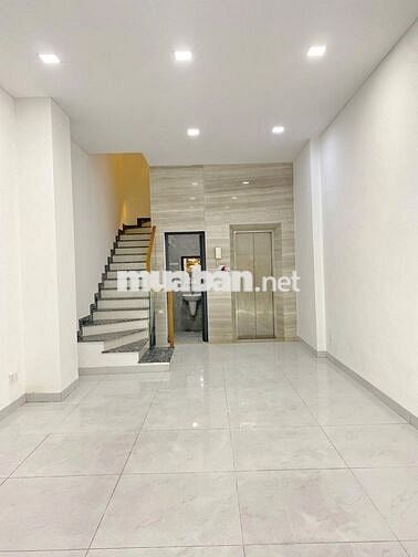 🏠CHO THUÊ TÒA NHÀ 6 TẦNG KẾ PHÚ MỸ HƯNG CÓ THANG MÁY