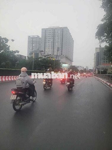 chủ bán gấp căn hộ 2 phòng 3 mặt tiền đường Nguyễn Xí chỉ nhỉnh 2 tỷ