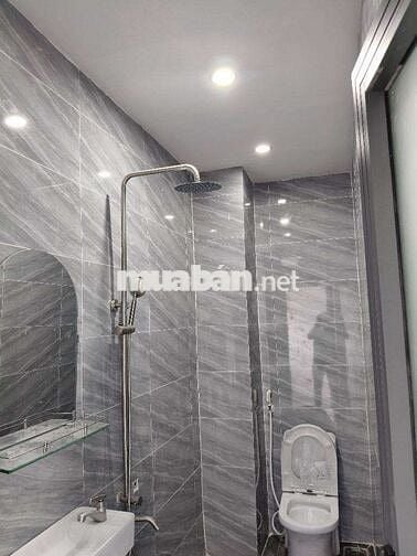 BÁN NHÀ Q12 - 2 TẦNG ĐẸP LUNG LINH - Ô TÔ THÔNG - DT KHỦNG - GIÁ TỐT