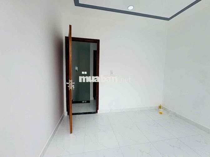 Siêu phẩm mới xây vừa hoàn thiện xong bán gấp căn nhà một lầu một trệt