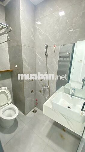 🏠CHO THUÊ TÒA NHÀ 6 TẦNG KẾ PHÚ MỸ HƯNG CÓ THANG MÁY