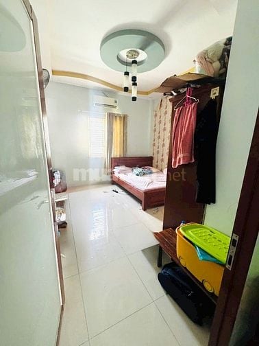 Chỉ 5,8 Tỷ Có Nhà 3 Tầng HXH Tránh Nhau – Thị Trấn Nhà Bè