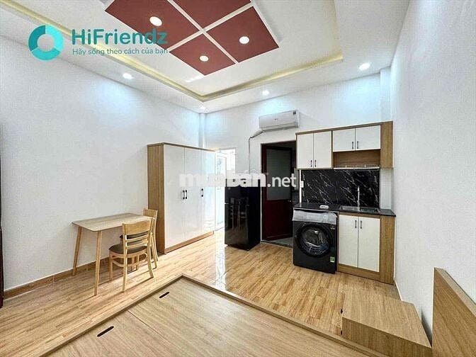 GẦN BÊN NÚT GIAO ĐẦM SEN - ĐẠI HỌC VĂN HIẾN - QUẬN 5