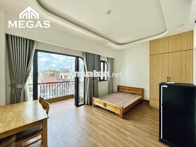 Căn Hộ Ban Công Ngay Khu Hoàng Hoa Thám Nhất Chi Mai