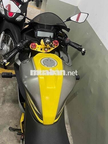 R15v3 biển SG 29,9 triệu
