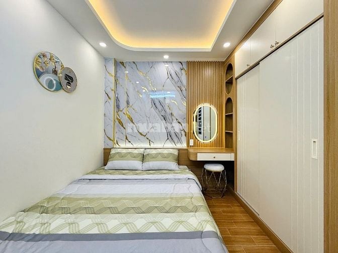 KẸT TIỀN BÁN GẤP GIÁ MỀM NHÀ 237/PHẠM VĂN CHIÊU ĐÚC 2 LẦU NHÀ ĐEP 4PN