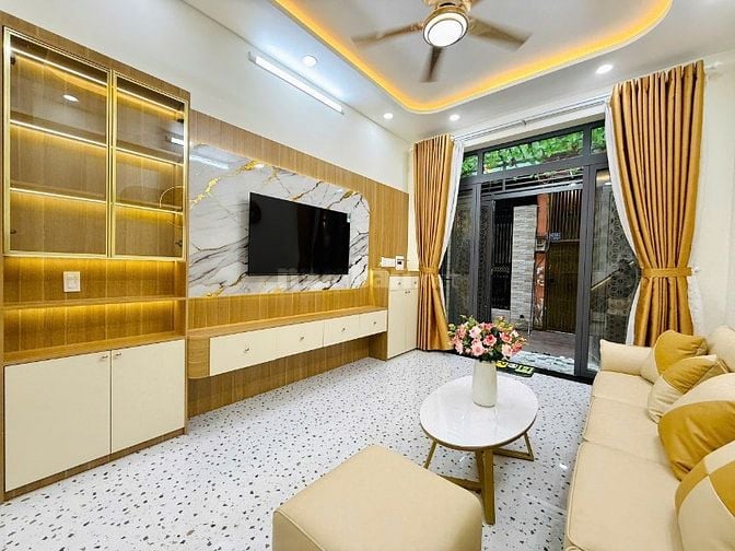 KẸT TIỀN BÁN GẤP GIÁ MỀM NHÀ 237/PHẠM VĂN CHIÊU ĐÚC 2 LẦU NHÀ ĐEP 4PN