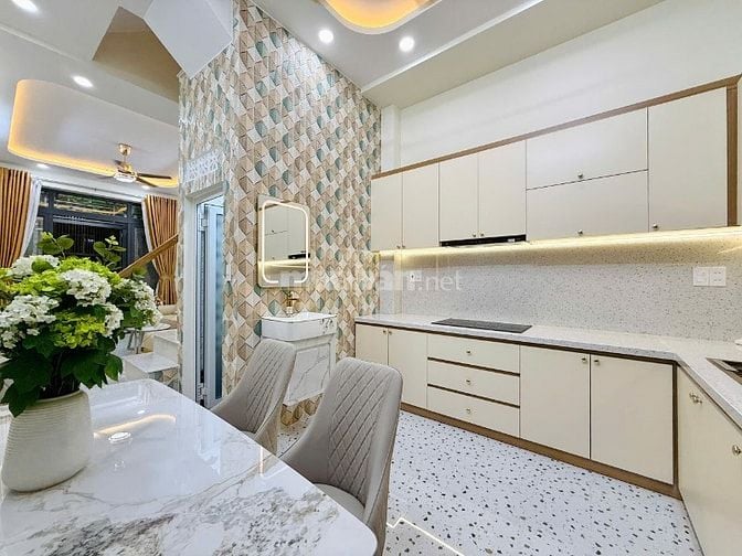 KẸT TIỀN BÁN GẤP GIÁ MỀM NHÀ 237/PHẠM VĂN CHIÊU ĐÚC 2 LẦU NHÀ ĐEP 4PN