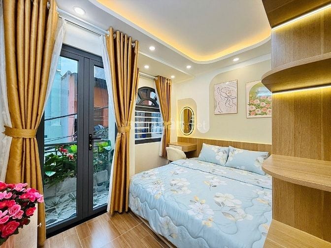 KẸT TIỀN BÁN GẤP GIÁ MỀM NHÀ 237/PHẠM VĂN CHIÊU ĐÚC 2 LẦU NHÀ ĐEP 4PN