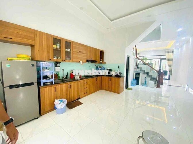Cho Thuê Nhà Trệt 2 Lầu Full Nội Thất Khu Biệt Thự Cồn Khương