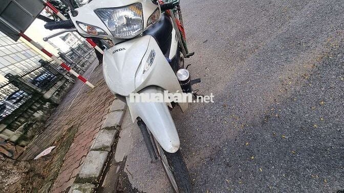 Có việc bán e wave 110cc.