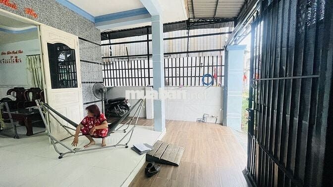 5.5 ty hẻm xe tải hbp td ngang 6.15m. Dt 83.8m. Dt san 160m. Ql 13 củ