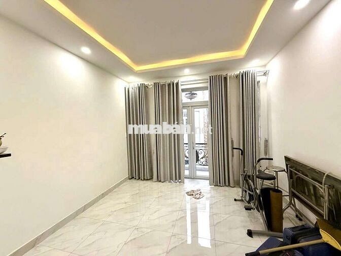 CẦN BÁN GẤP NHÀ HXH 4 PHÒNG NGỦ ĐƯỜNG SỐ 8, LINH TRUNG, THỦ ĐỨC