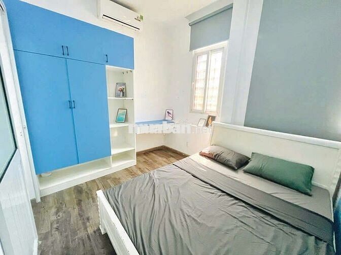 Căn hộ 2 phòng ngủ, Full NT, ngay cầu Nguyễn Văn Cừ