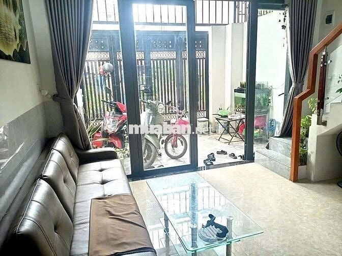 CẦN BÁN GẤP NHÀ HXH 4 PHÒNG NGỦ ĐƯỜNG SỐ 8, LINH TRUNG, THỦ ĐỨC