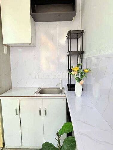 Cho thuê 2 Phòng Ngủ 55m2 siêu rẻ ở Phan Văn Trị Quận 5 ( gần Q1 )