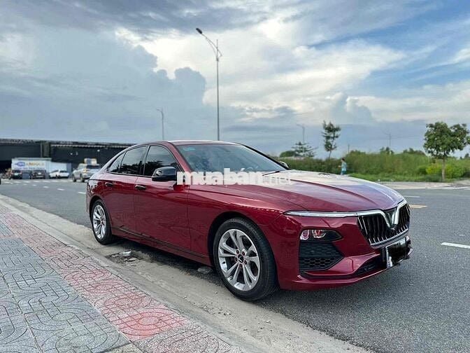 VinFast Lux A2.0 2021 2.0 AT - 55000 km