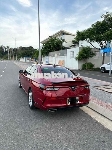 VinFast Lux A2.0 2021 2.0 AT - 55000 km