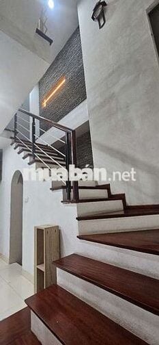Nhà đẹp cho thuê lâu dài hộ gia đình