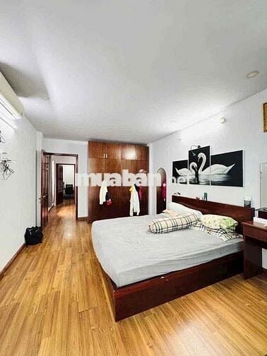 Bán nhà đs 8 Linh Trung nhà 1 trệt 1 lầu ngang 4 dài 10 giá 3 tỷ 390