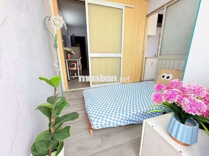 Cho thuê 2 Phòng Ngủ 55m2 siêu rẻ ở Phan Văn Trị Quận 5 ( gần Q1 )