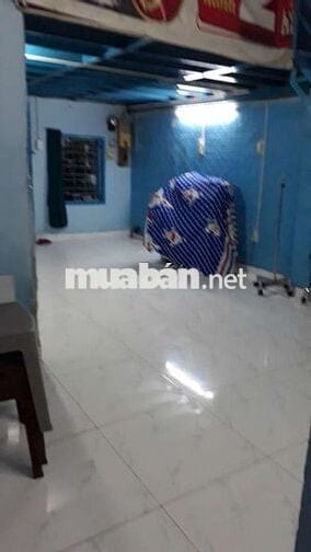 Nhà ngang 3,5m dài 10m, nở bụng