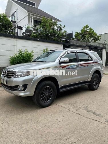 Toyota Fortuner 2016 2.7V 4x2 - 68000 km