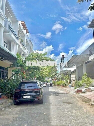 CHO THUE KHO: 
NHÀ KHO SẠCH ĐẸP - KDC HƯNG PHÚ