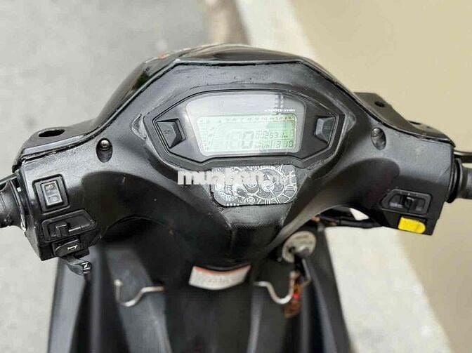 Suzuki axelo đk 2017 kiểng đẹp giấy tờ đầy đủ
