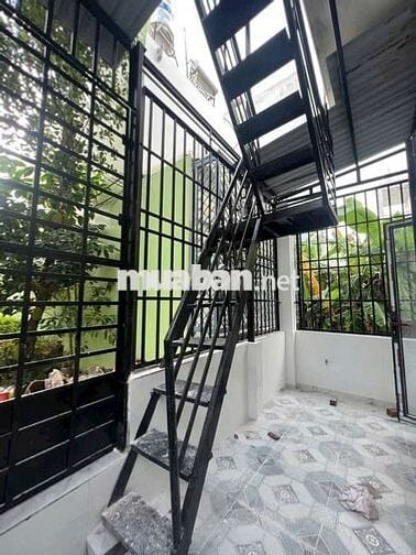 Cho Thuê Nhà
Trệt 2 Lầu Khu Dân Cư Diệu Hiền
.P Hưng Phú, Cần Thơ