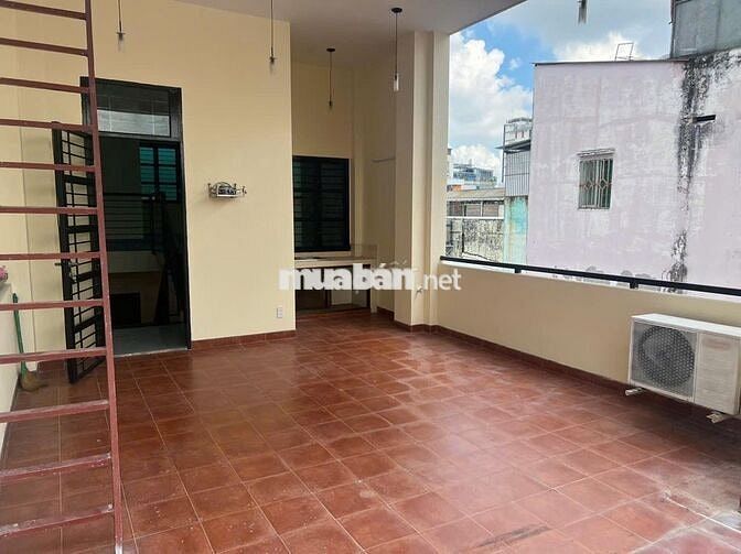 Nhà mặt tiền đuòng Phan Tây Hồ, Q. Phú Nhuận