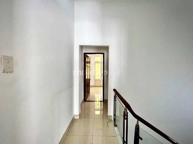 Bán Nhà Giá Rẻ Chỉ 5,7 Tỷ – Thị Trấn Nhà Bè, Đường Huỳnh Tấn Phát