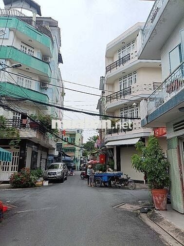 Nhà đẹp đường Tân Sơn Nhì 37.6m2 x3.5m x3 tầng chỉ 3.95 tỷ